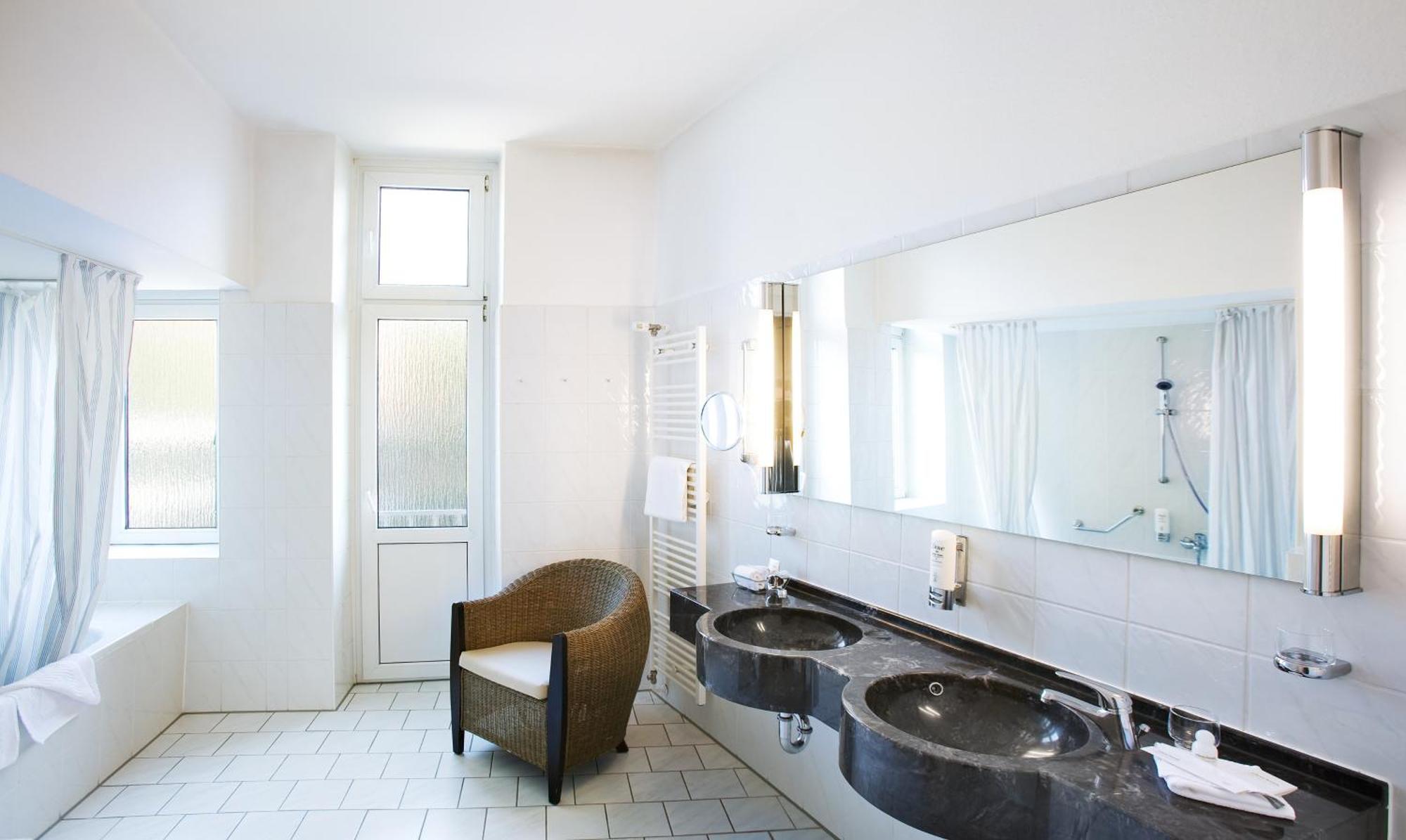 Relexa Hotel Bellevue An Der Alster Hamburgo Habitación foto